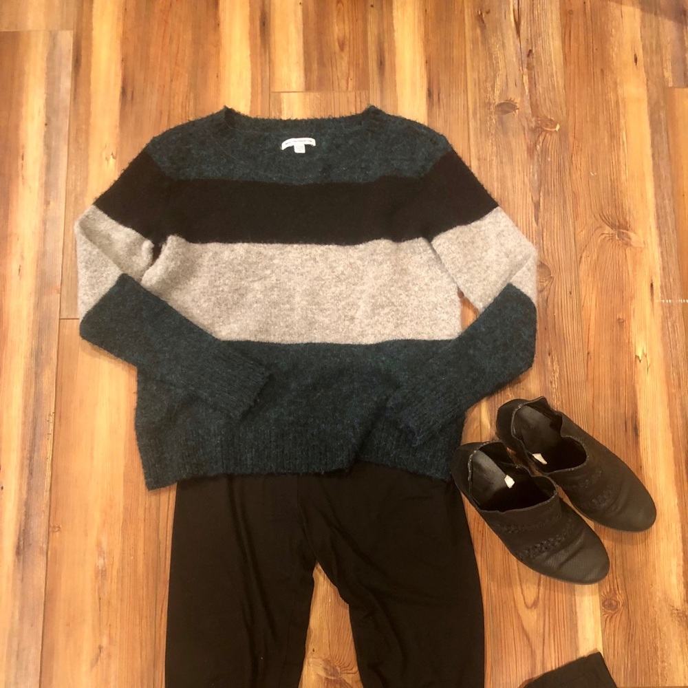 ✨5 for $25✨ American Eagle Green/Black/Gray Striped Sweater - Picture 2 of 8